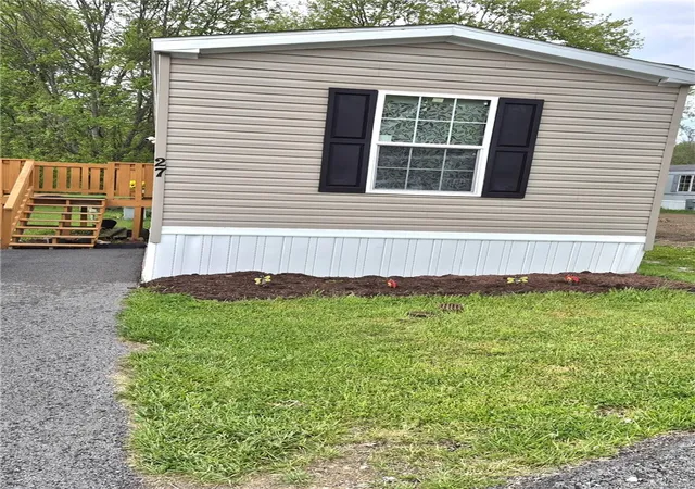 3rd image of 27 Manor Dr, Smith, PA 15019 | MLS# 1753604