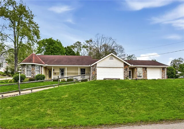 Homes for sale in Conneaut Lake, PA | 11954 Choctaw Trail, Conneaut Lake, PA 16316 | MLS# 1753011