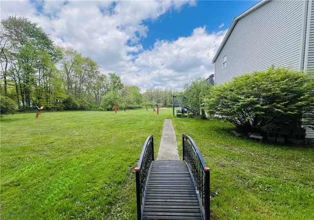 3rd image of 380 Oak Street Ext, West Middlesex, PA 16159 | MLS# 1753644