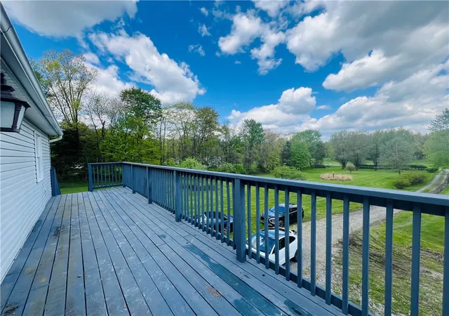 5th image of 380 Oak Street Ext, West Middlesex, PA 16159 | MLS# 1753644