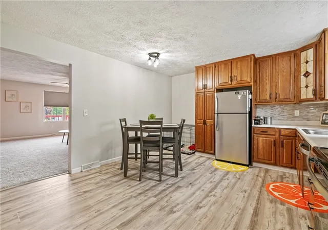 4th image of 2902 Darlington Rd, Beaver Falls, PA 15010