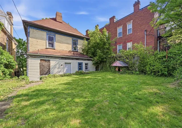 Homes for sale in Munhall, PA | 538 E 9th Ave, Munhall, PA 15120 | MLS# 1753748