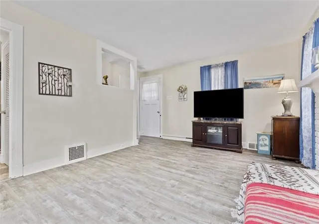 image of 106 Jordan St, Bethel Park, PA 15102 | MLS# 1753082