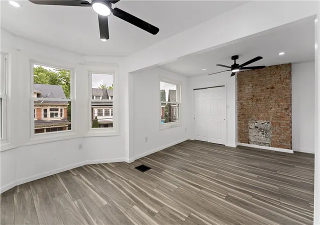 3rd image of 214 Morewood Ave, Pittsburgh, PA 15213 | MLS# 1753778