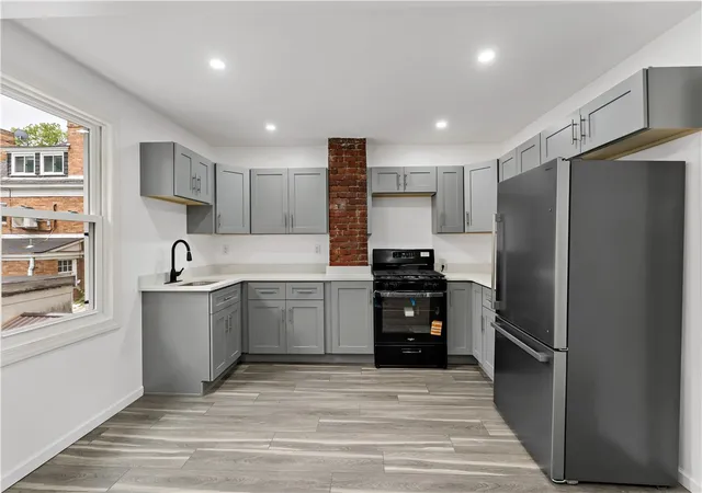 4th image of 214 Morewood Ave, Pittsburgh, PA 15213 | MLS# 1753778