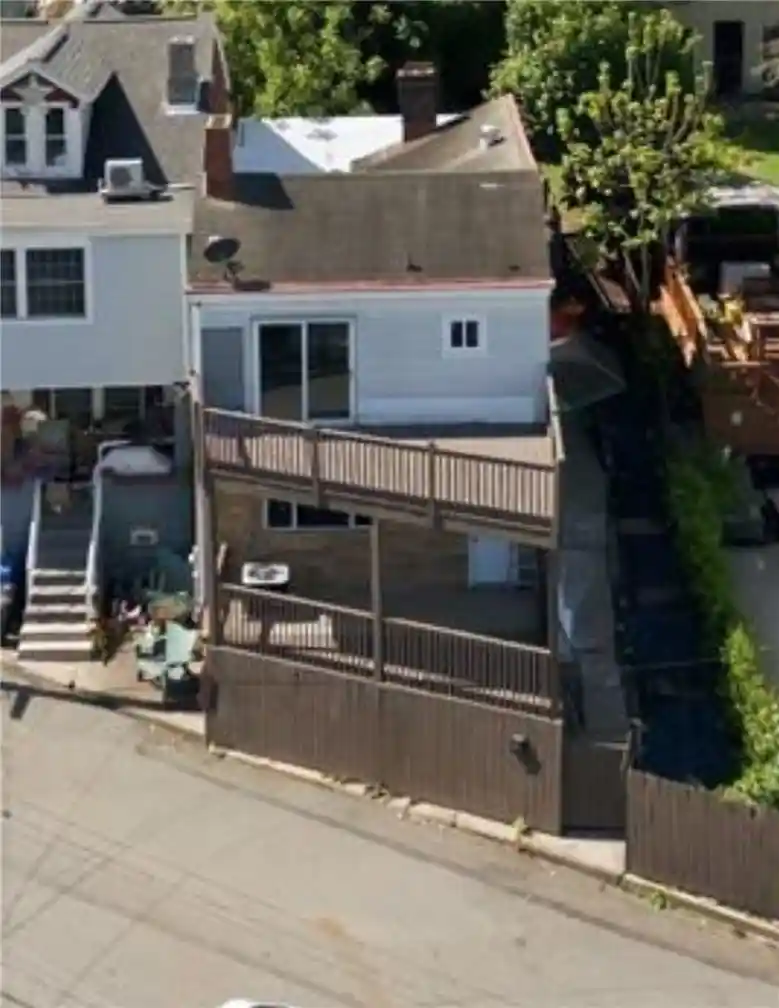 Photo 1 of Single family home for sale at 2618 Sumner St, Pittsburgh, PA 15203 | MLS# 1753802 | Listing updated on 2026-10-23