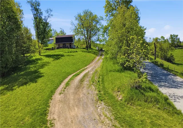 4th image of 776 Fraction Rd, West Finley, PA 15377 | MLS# 1753141
