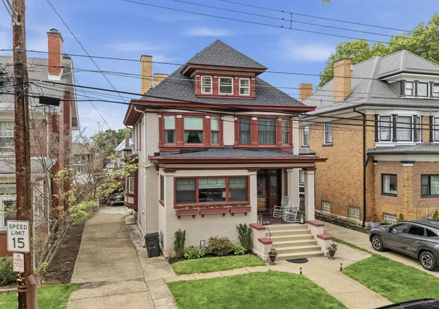 Homes for sale in Aspinwall, PA | 205 Lexington Ave, Aspinwall, PA 15215 | MLS# 1753831