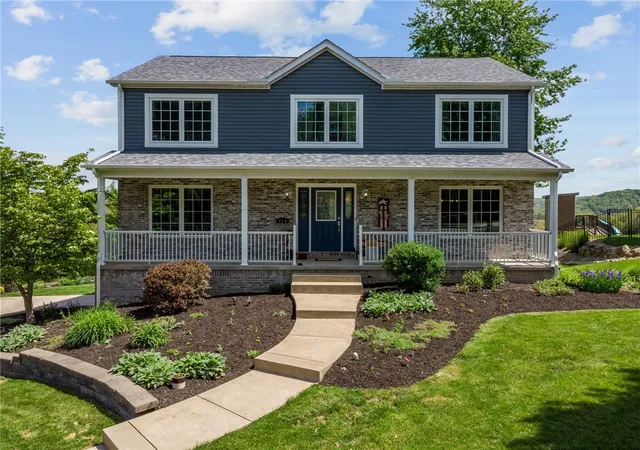 Homes for sale in Penn Twp, PA | 670 Meadowbrook Rd, Penn Twp, PA 15085 | MLS# 1753232