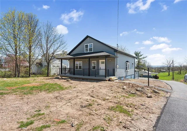 Homes for sale in Hempfield Twp, PA | 4362 State Route 136, Hempfield Twp, PA 15601 | MLS# 1753568