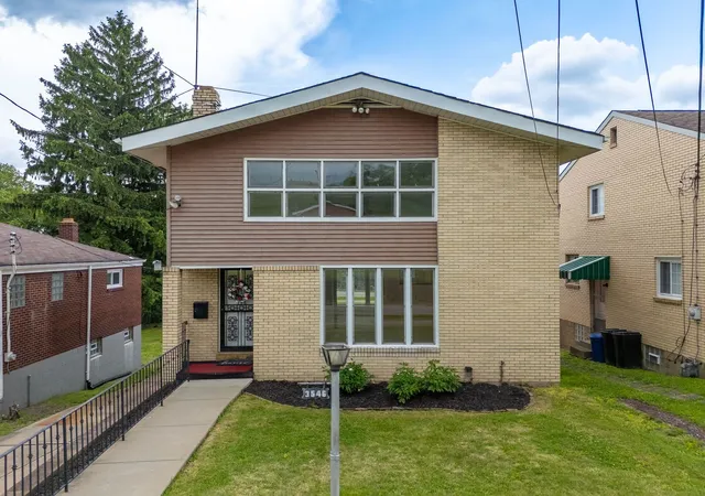 Homes for sale in Hill District, PA | 3546 Camp St, Hill District, PA 15219 | MLS# 1753891