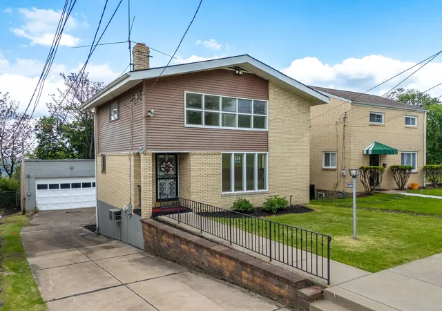 Homes for sale in Hill District, PA | 3546 Camp St, Hill District, PA 15219 | MLS# 1753891