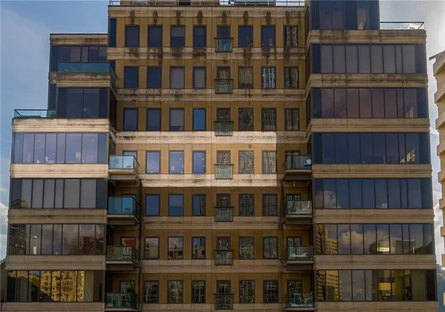 2nd image of 151 Fort Pitt Boulevard #1605, Pittsburgh, PA 15222 | MLS# 1753900