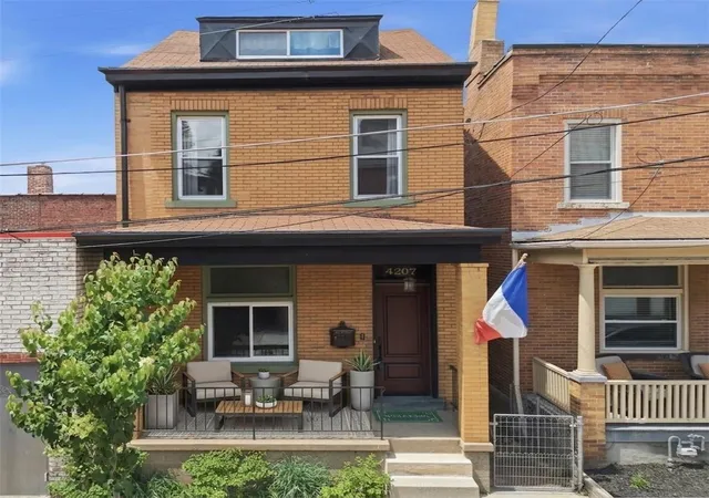Homes for sale in Lawrenceville, PA | 4207 Bessemer Street, Lawrenceville, PA 15201 | MLS# 1753213