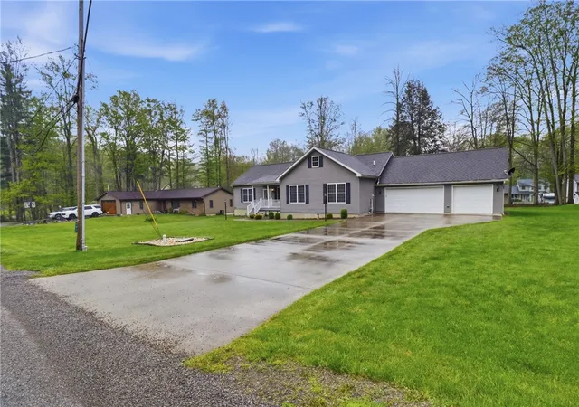 Homes for sale in Dubois Area School District, PA | 197 Smugglers Rd, Dubois Area School District, PA 15801 | MLS# 1753948