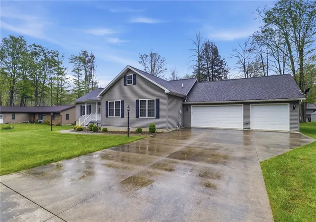 Homes for sale in Dubois Area School District, PA | 197 Smugglers Rd, Dubois Area School District, PA 15801 | MLS# 1753948