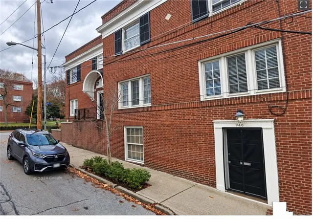 Photo 1 of Condo for sale at 940 Bellefonte St, Pittsburgh, PA 15232 | MLS# 1753967 | Listing updated on 2026-10-10