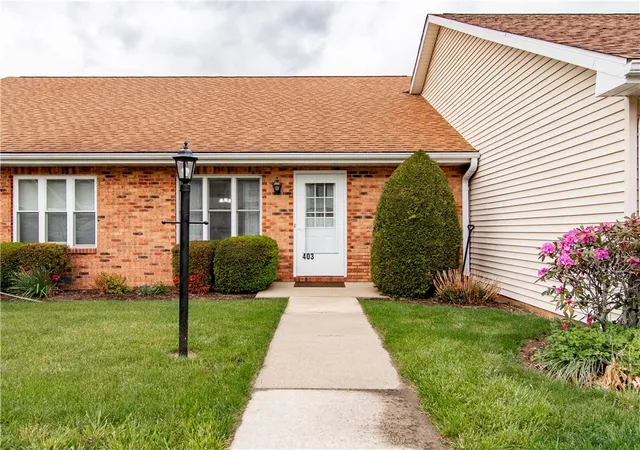 1st image of 403 Evergreen Ct, Saxonburg Boro, PA 16056 | MLS# 1753682