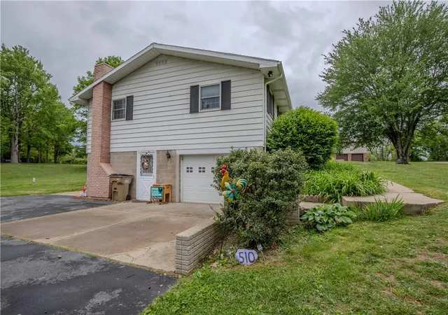 Homes for sale in Greensboro, PA | 510 Mapletown Road, Greensboro, PA 15334 | MLS# 1753911