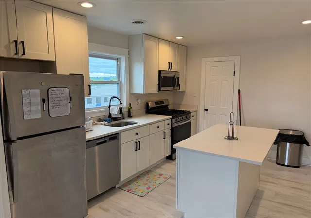 3rd image of 7500 Ellesmere St, Swissvale, PA 15218 | MLS# 1754005