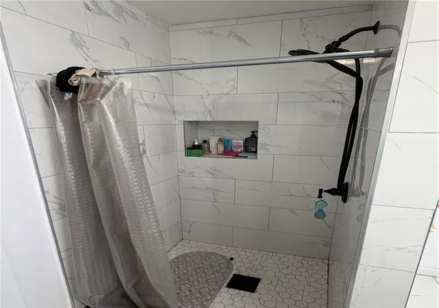 5th image of 7500 Ellesmere St, Swissvale, PA 15218 | MLS# 1754005