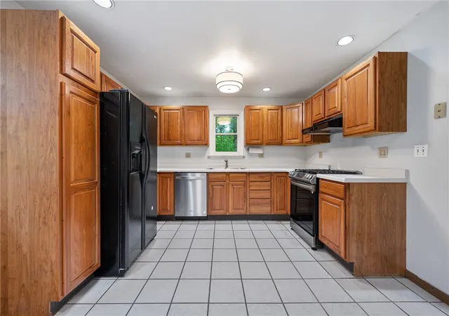 4th image of 1620 Clark Ln, Natrona Heights, PA 15065 | MLS# 1754049