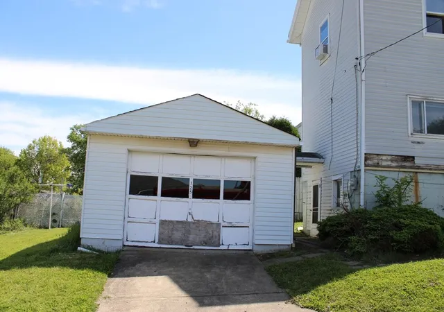 Homes for sale in City Of Washington, PA | 125 Buttonwood Ave, City Of Washington, PA 15301 | MLS# 1754062