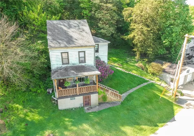 Photo 3 of Single family home for sale at 240 Mathilda St, Shaler, PA 15209 | MLS# 1754077 | Listing updated on 2026-08-04