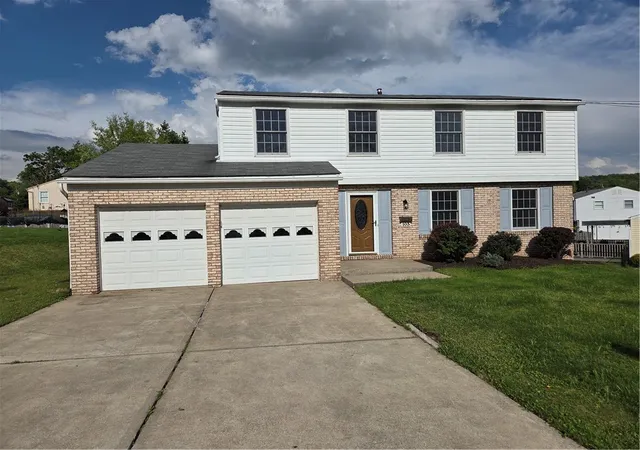 Homes for sale in Level Green, PA | 103 Autumn Dr, Level Green, PA 15085 | MLS# 1754113
