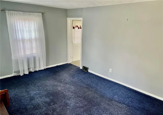 2nd image of 215 Melvin Dr, Pittsburgh, PA 15236 | MLS# 1754118