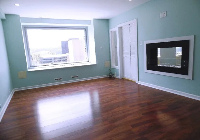 Photo 5 of Condo for sale at 320 Ft Duquesne Blvd #24M, Downtown Pgh, PA 15222 | MLS# 1754169 | Listing updated on 2026-08-01