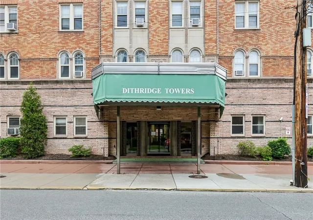 Homes for sale in Oakland, PA | 144 N Dithridge Street #207, Oakland, PA 15213 | MLS# 1754174