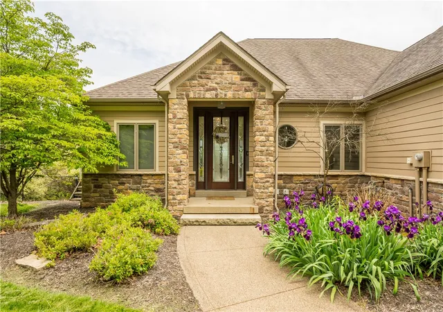 2nd image of 806 Harmony Rd, Pittsburgh, PA 15237 | MLS# 1754166