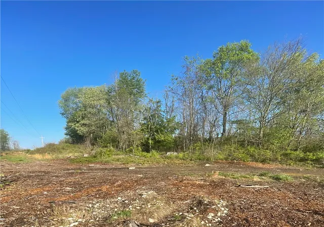 3rd image of 0 Erickson Dr, Richland School District, PA 15904 | MLS# 1754145