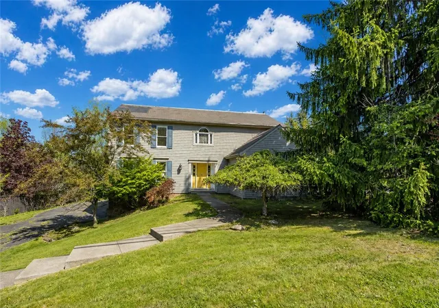 Homes for sale in Murrysville, PA | 103 Sandune Dr, Murrysville, PA 15668 | MLS# 1754278