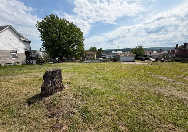 Homes for sale in Connellsville, PA | 317 S 9th St, Connellsville, PA 15425 | MLS# 1754288
