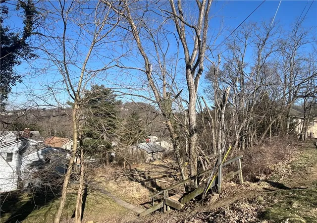 Homes for sale in Bellevue, PA | 325 Glaser Avenue, Bellevue, PA 15202 | MLS# 1754215