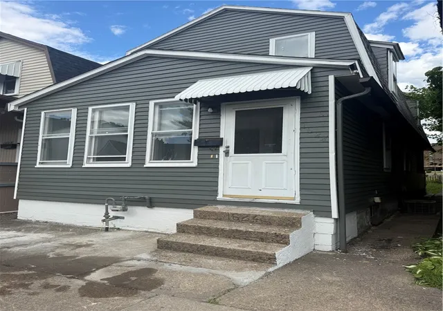 Homes for sale in Arnold, PA | 1624 4th Ave, Arnold, PA 15068 | MLS# 1754464