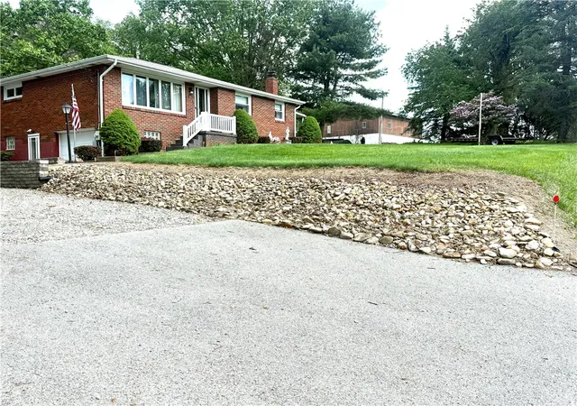 Homes for sale in South Huntingdon, PA | 151 Huntingdon Rd, South Huntingdon, PA 15695 | MLS# 1754386