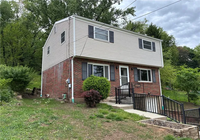 3rd image of 1338 S Side Ave, Spring Hill, PA 15212 | MLS# 1754543
