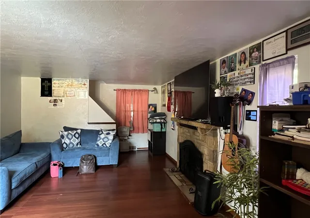 Homes for sale in Baldwin Boro, PA | 1424 Senior Dr, Baldwin Boro, PA 15227 | MLS# 1754542