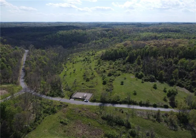 2nd image of 5679 N Montour Road, Gibsonia, PA 15044 | MLS# 1754345