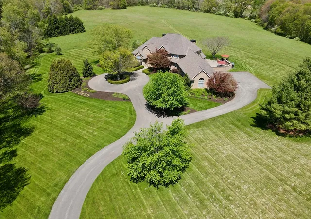 Homes for sale in Center Twp, PA | 108 Heritage Lane, Center Twp, PA 16001 | MLS# 1754515