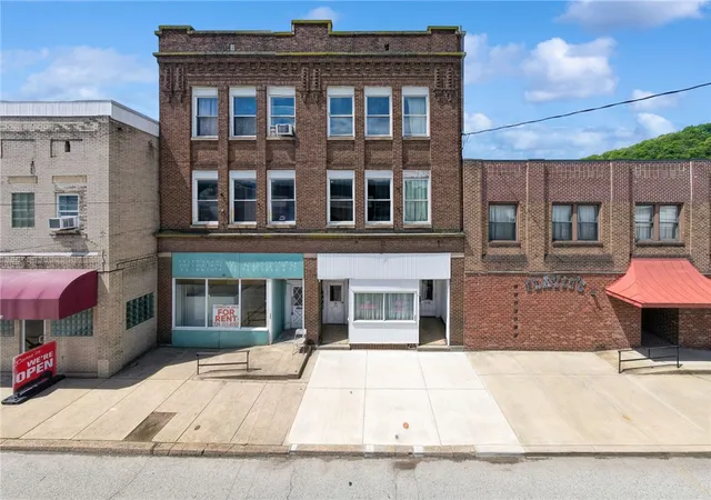 Homes for sale in Apollo Boro, PA | 206 N Warren Ave, Apollo Boro, PA 15613 | MLS# 1754355
