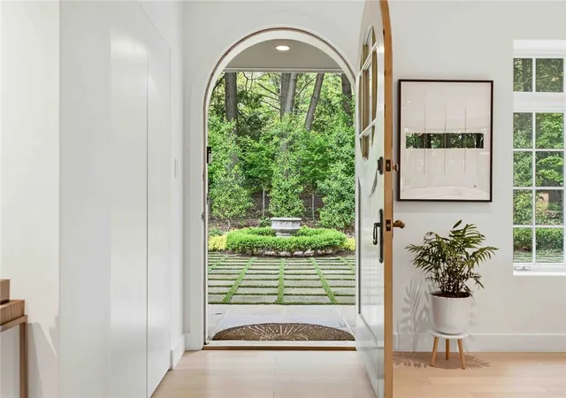 4th image of 810 Persimmon Rd, Sewickley, PA 15143 | MLS# 1754446