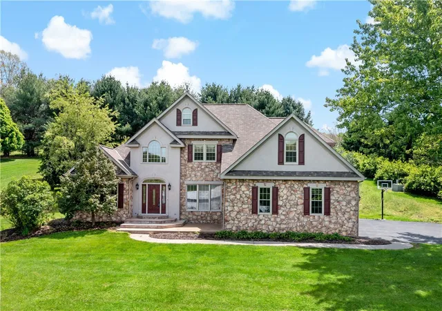 Homes for sale in Jefferson Twp, PA | 358 W Jefferson Rd, Jefferson Twp, PA 16002 | MLS# 1754525