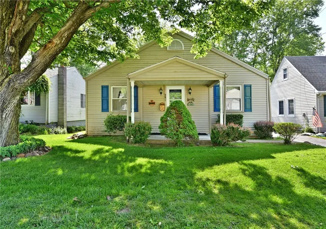 3rd image of 891 Bechtol, Sharon, PA 16146 | MLS# 1754746
