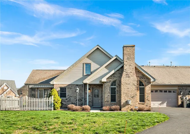 Photo 2 of Condo for sale at 7016 Berringer Ct, Coraopolis, PA 15108 | MLS# 1754733 | Listing updated on 2026-07-09