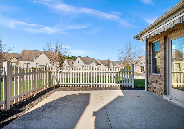Photo 4 of Condo for sale at 7016 Berringer Ct, Coraopolis, PA 15108 | MLS# 1754733 | Listing updated on 2026-07-09