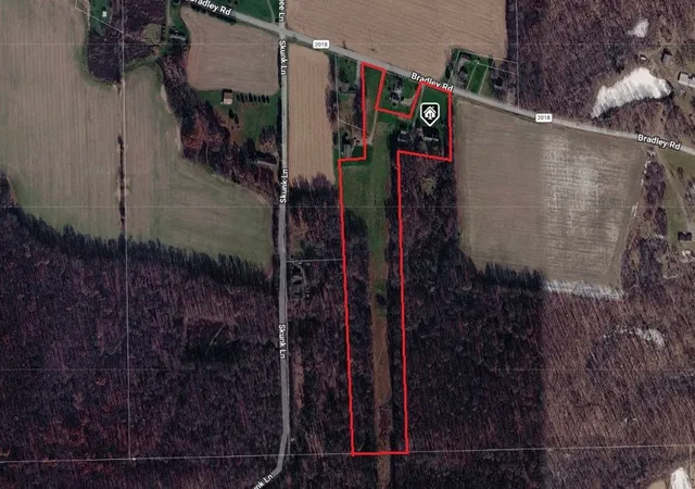 Photo 3 of Sale Pending at 164 Bradley Rd, Jackson Center Boro, PA 16133 | MLS# 1754748 | Listing updated on 2026-07-22